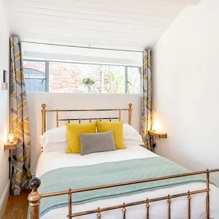 The Old Parsonage 3* 페링턴거니