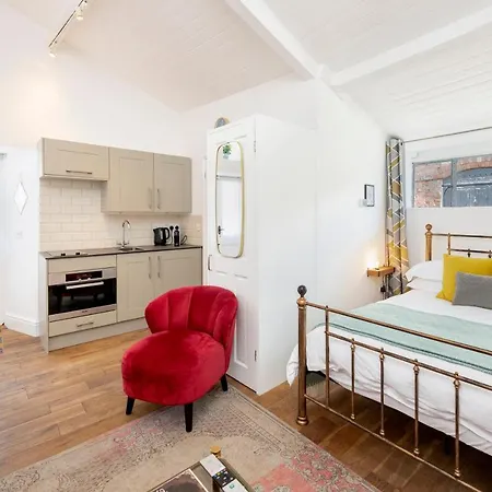 The Old Parsonage 3* Farrington Gurney